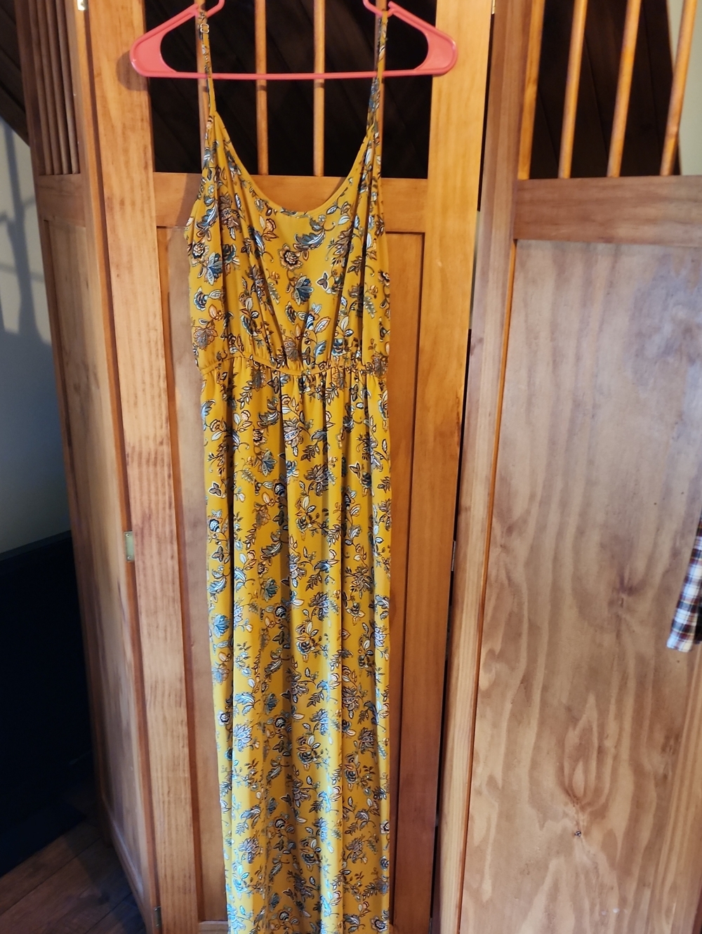 Forever 21 Yellow Floral Spaghetti Strap Maxi Dress